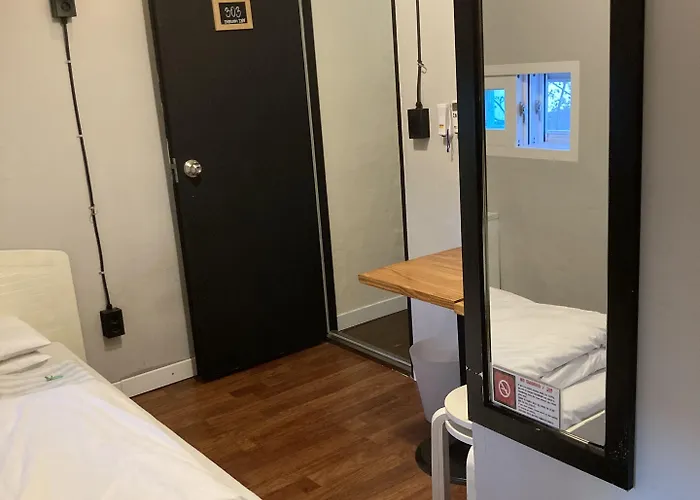 Itaewon Hostal *